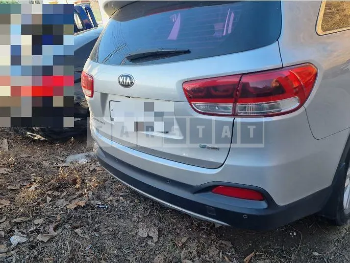 Photo 2 of 18: 2015 Kia Sorento 2.0, VIN KNAPS81ABFA088746 — Korean insurance auction