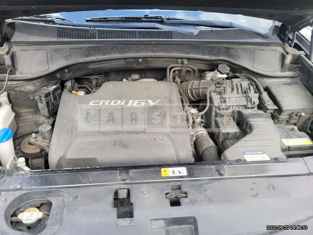 Photo 2 of 12: 2016 Hyundai Santa Fe, VIN KMHSW81UBGU608799 — Korean insurance auction