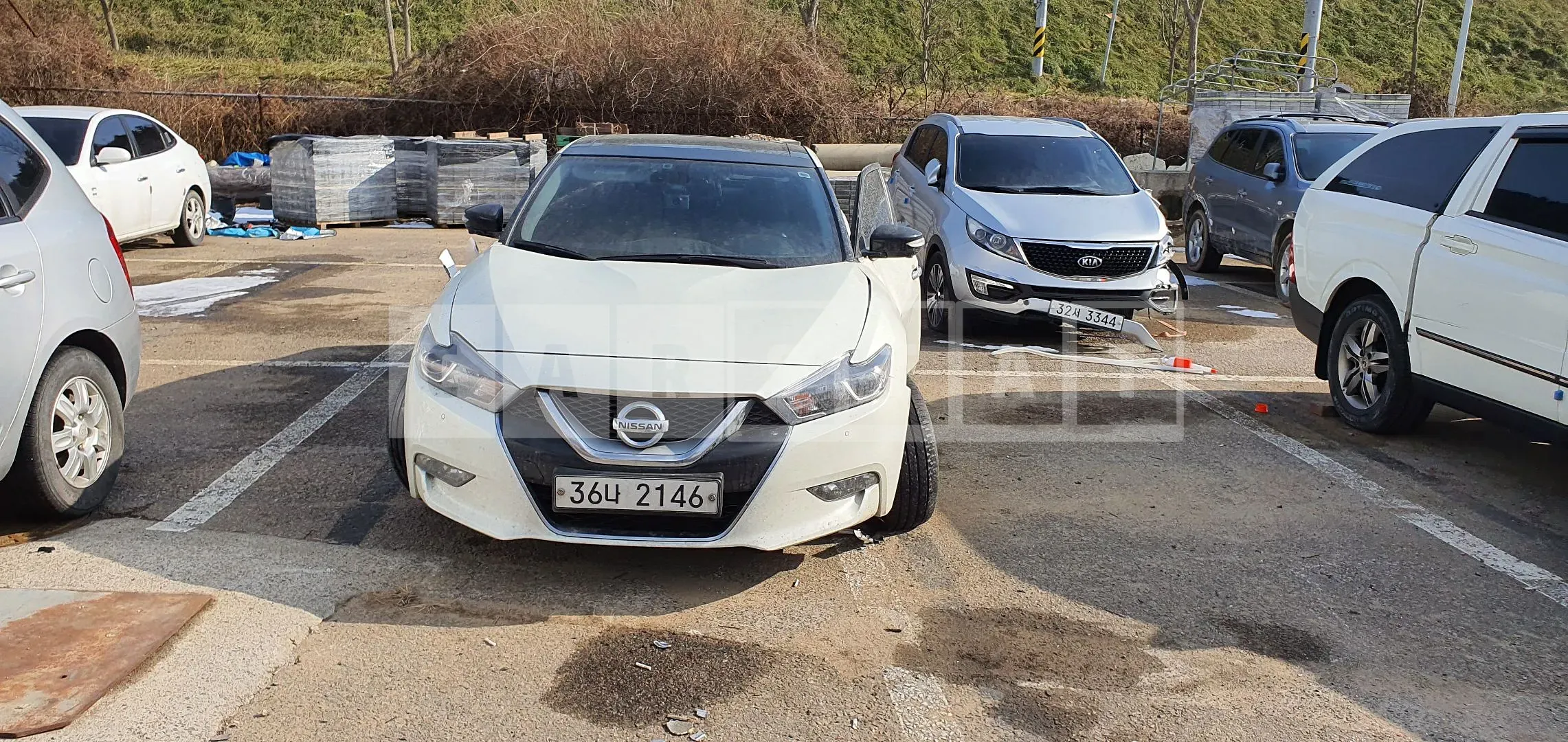 Photo 2 of 18: 2017 Nissan Maxima, VIN 1N4AA6AP8HC411436 — Korean insurance auction