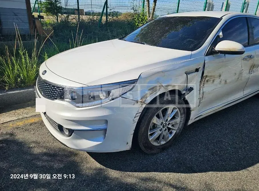 Photo 2 of 19: 2018 Kia K5 LPG — Korean insurance auction