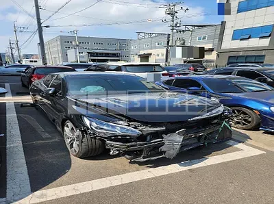 Photo 1 of 9: 2018 Kia Stinger AWD, VIN KNAE751CDKS042268 — Korean insurance auction