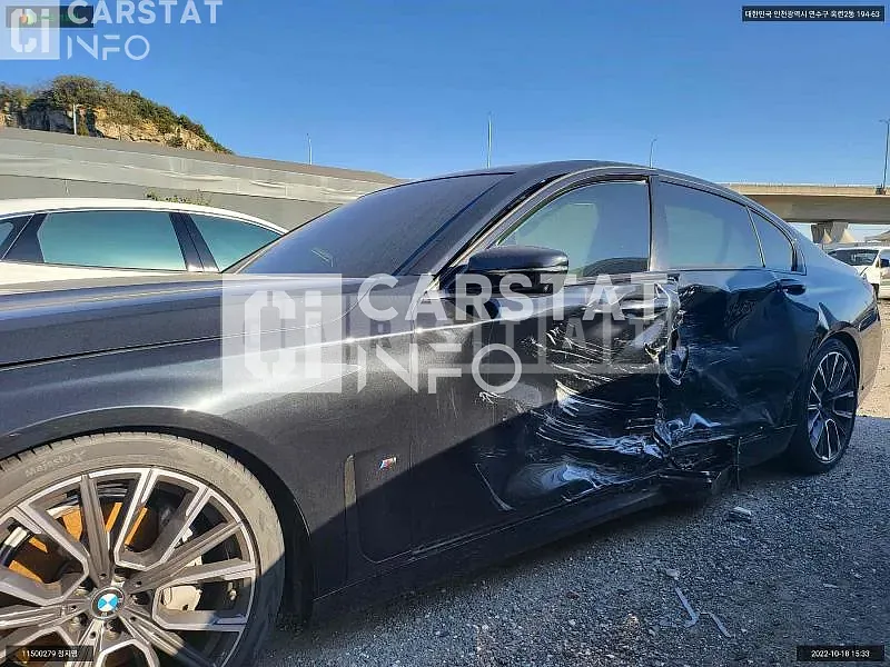 Photo 2 of 16: 2021 BMW 730Ld xDrive, VIN WBA7J4104MCG10361 — Korean insurance auction