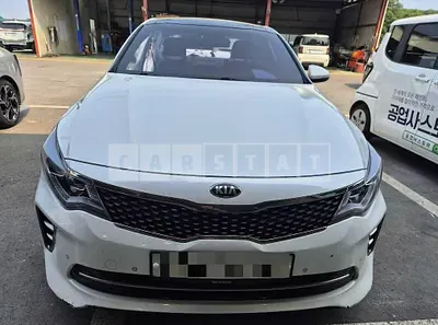 Photo 1 of 9: 2017 Kia K5 2.0 — Korean insurance auction