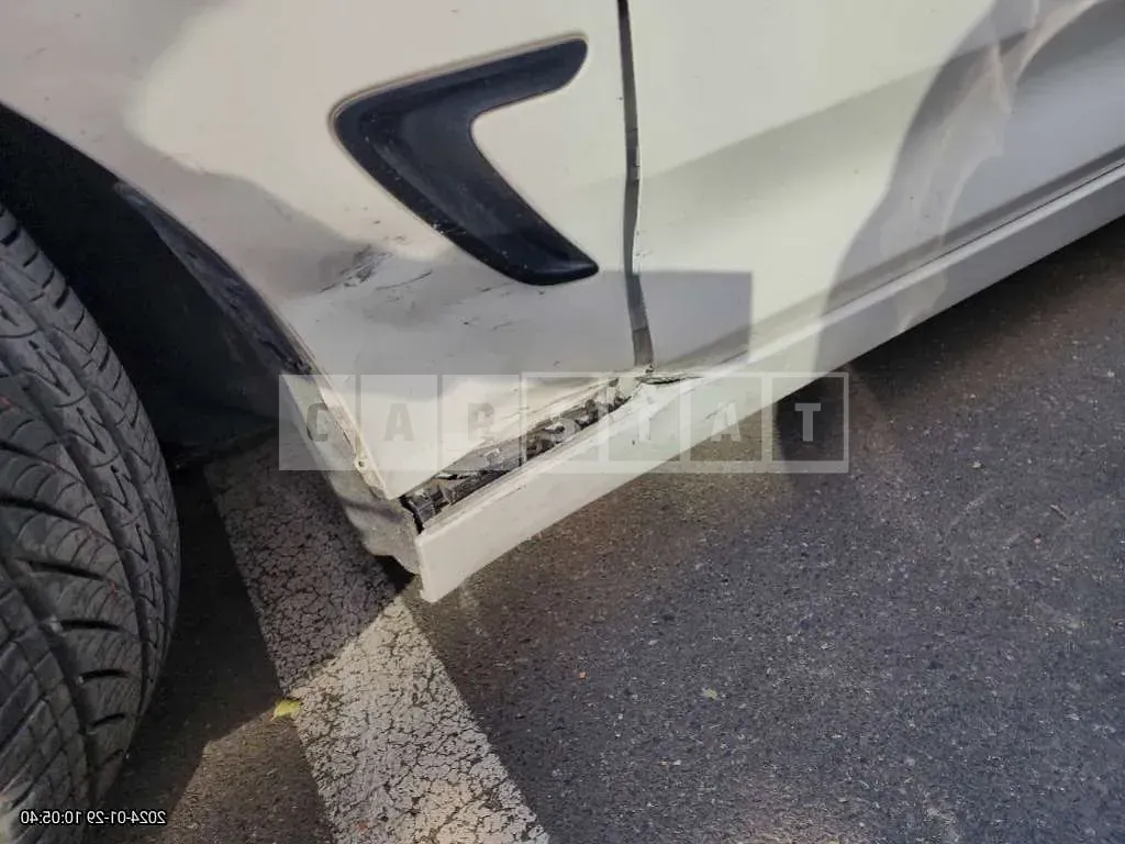 Photo 2 of 9: 2018 BMW 320d Gran Turismo, VIN WBA8T3104JGA84410 — Korean insurance auction