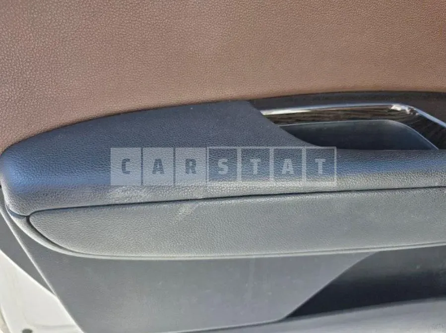 Photo 2 of 19: 2017 Kia K5 2.0 — Korean insurance auction