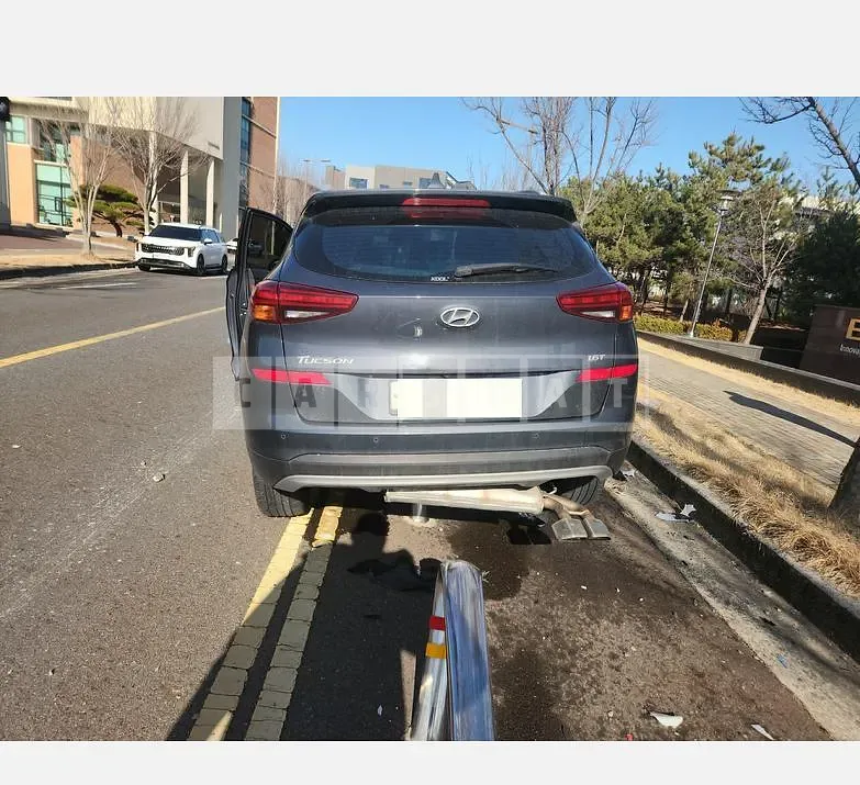 Photo 2 of 12: 2019 Hyundai Tucson TL Gasoline — Korean insurance auction