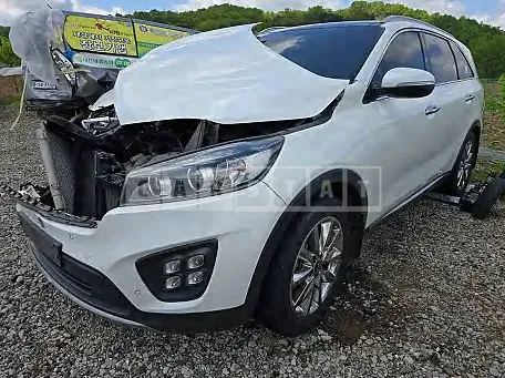 Photo 2 of 3: 2016 Kia Sorento — Korean insurance auction