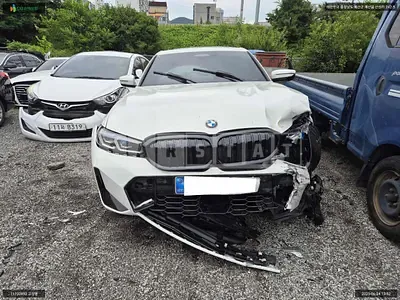 Photo 1 of 21: 2025 BMW 320d xDrive, VIN WBA41FU04SFU09028 — Korean insurance auction