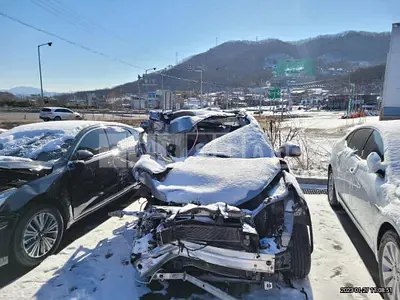 Photo 1 of 11: 2020 Toyota Lave 4 Hybrid AWD — Korean insurance auction