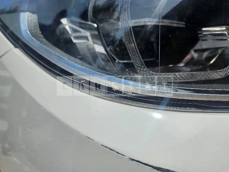 Photo 2 of 2: 2018 BMW (parts) 540i xDrive Headlamp — Korean insurance auction