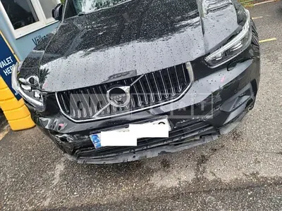 Photo 1 of 45: 2021 Volvo XC40 B4 AWD — Korean insurance auction