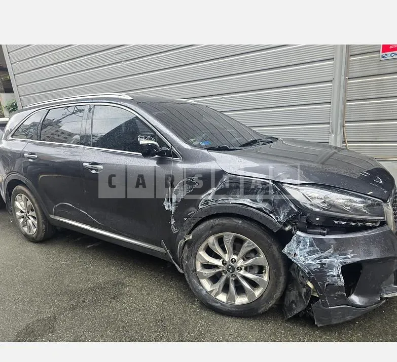 Photo 2 of 7: 2018 Kia Sorento — Korean insurance auction