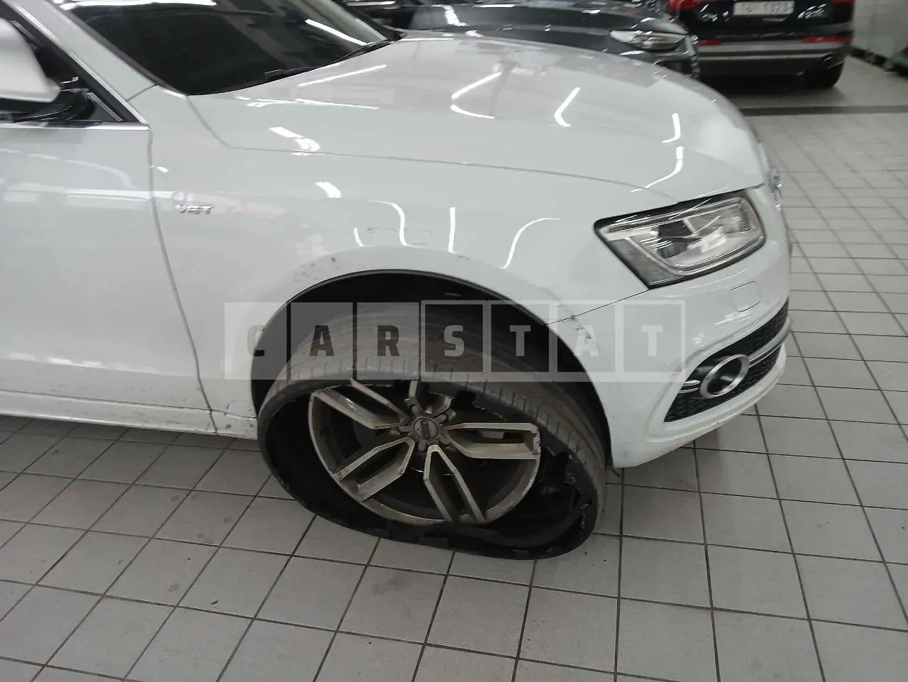 Photo 2 of 12: 2016 Audi SQ5, VIN WAUZZZ8R7GA149219 — Korean insurance auction