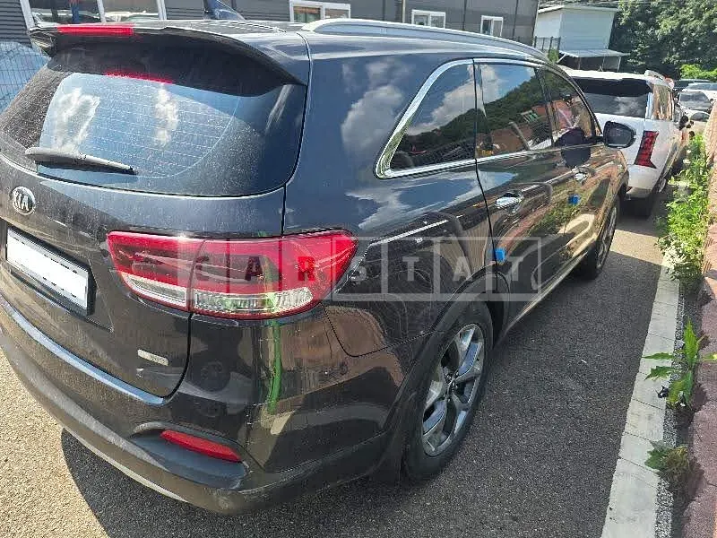 Photo 2 of 29: 2016 Kia Sorento, VIN KNAPH81ABHA282494 — Korean insurance auction
