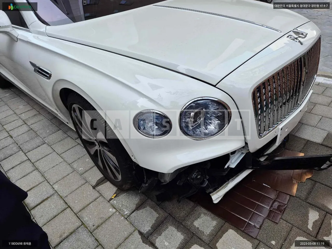 Photo 2 of 28: 2024 Bentley Flying Spur V8, VIN SCBBG53S5RC016515 — Korean insurance auction