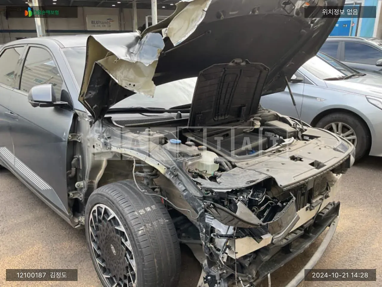 Photo 2 of 15: 2022 Hyundai IONIQ 5, VIN KMHKR81FPPU130605 — Korean insurance auction