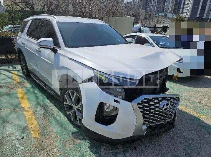 Photo 2 of 19: 2019 Hyundai Palisade, VIN KMHR281ABLU103415 — Korean insurance auction
