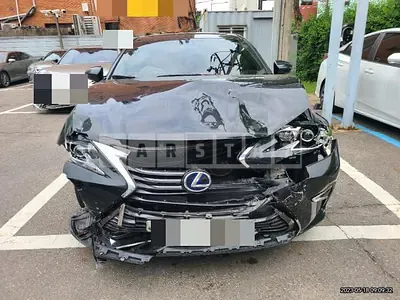 Photo 1 of 16: 2016 Lexus ES300h, VIN JTHBW1GG6H2134901 — Korean insurance auction