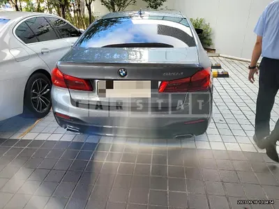 Photo 1 of 15: 2020 BMW 520d M Sport Package, VIN WBAJF3102LCE63747 — Korean insurance auction