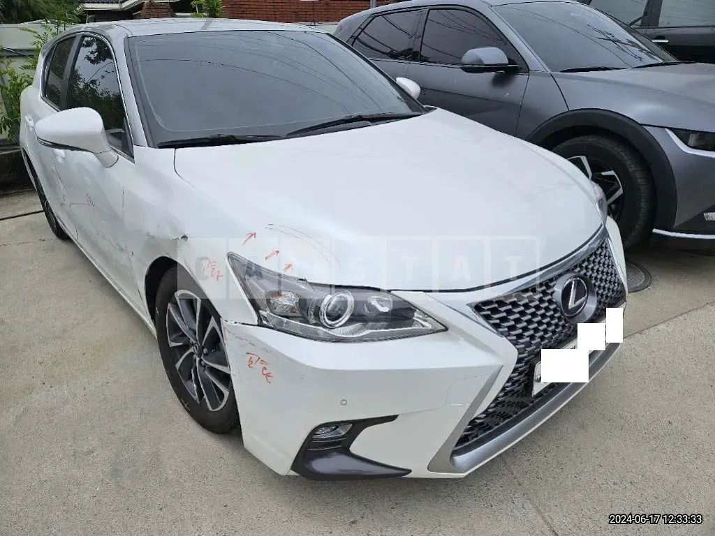 Photo 2 of 18: 2018 Lexus CT200h — Korean insurance auction