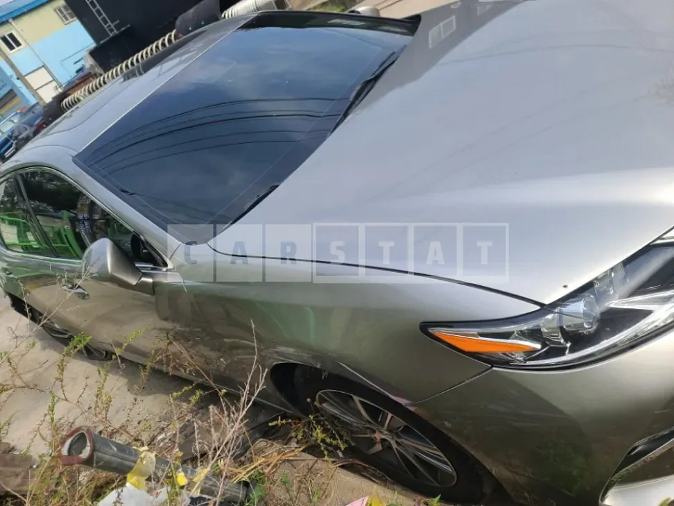 Photo 2 of 13: 2017 Lexus ES300h — Korean insurance auction