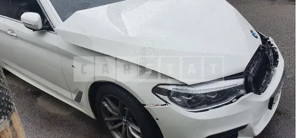 Photo 2 of 22: 2018 BMW 530i xDrive, VIN WBAJD9106JG971862 — Korean insurance auction