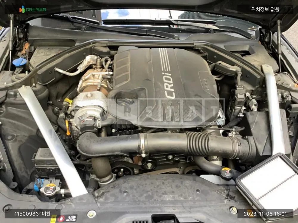 Photo 2 of 9: 2019 Genesis G70, VIN KMTG441BBLU059500 — Korean insurance auction