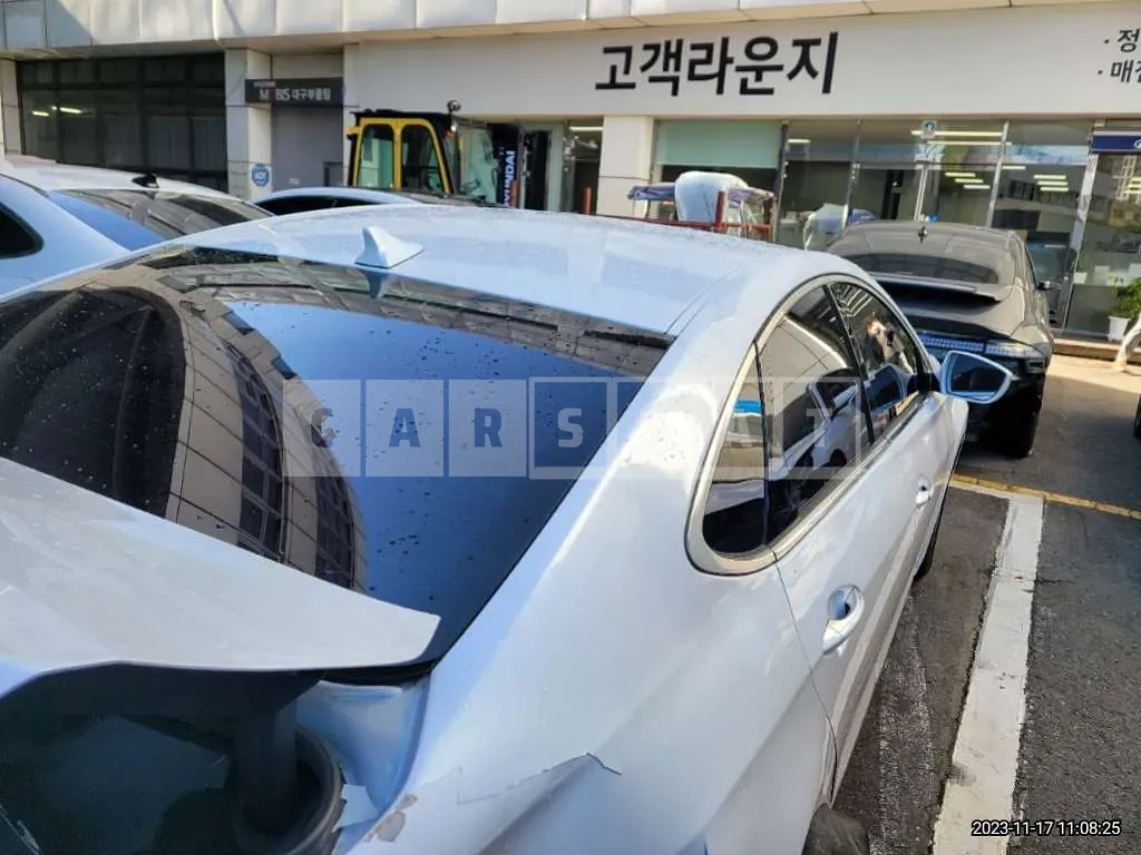 Photo 2 of 10: 2015 Hyundai Modern Aslan, VIN KMHFR412BFA004973 — Korean insurance auction