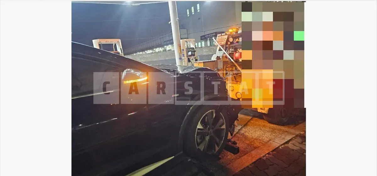 Photo 2 of 51: 2023 Audi Q4 40 e-tron — Korean insurance auction