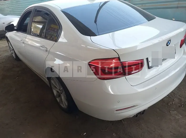 Photo 2 of 19: 2016 BMW 320d, VIN WBA8C5108GK641396 — Korean insurance auction