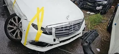 Photo 1 of 14: 2019 Mercedes-Benz E220 d 4Matic — Korean insurance auction