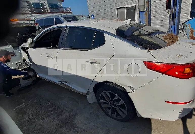 Photo 2 of 7: 2015 Kia K5, VIN KNAGM419BFA639698 — Korean insurance auction