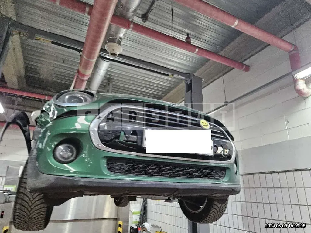 Photo 2 of 44: 2020 MINI Cooper, VIN WMWXR710XL2M81876 — Korean insurance auction