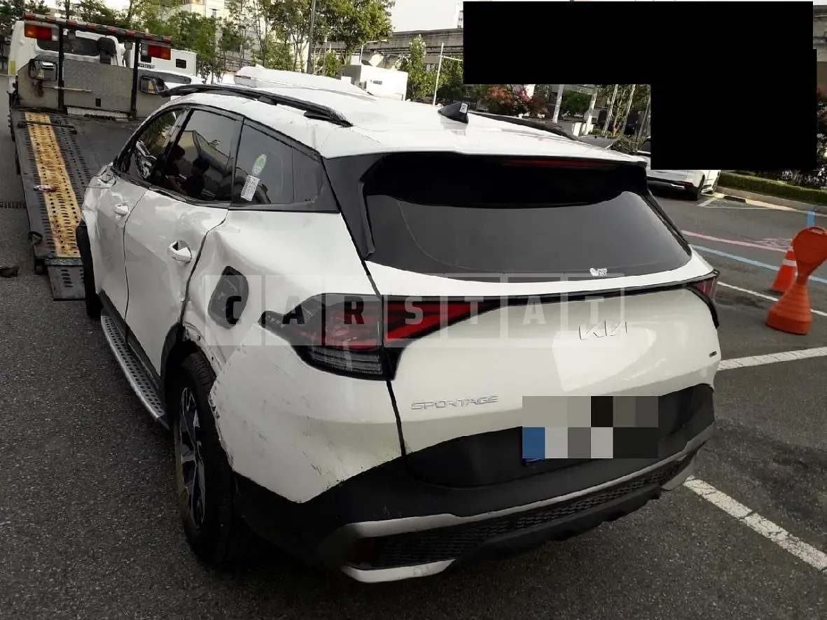 Photo 2 of 23: 2023 Kia Sportage Hybrid, VIN KNAPX81GBPK076746 — Korean insurance auction
