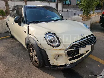 Photo 1 of 13: 2018 MINI Cooper D Five Door, VIN WMWXV3106KTE93278 — Korean insurance auction