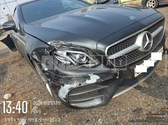 Photo 2 of 6: 2019 Mercedes-Benz E220d Cabriolet, VIN WDD1K1EB3KF113669 — Korean insurance auction