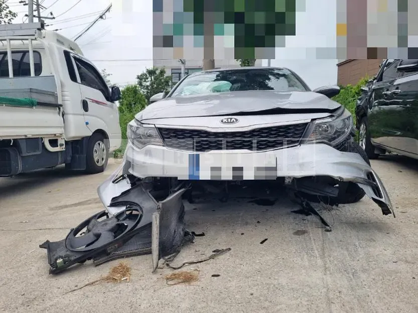 Photo 2 of 7: 2018 Kia K5 (LPG) — Korean insurance auction