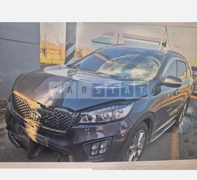 Photo 2 of 5: 2015 Kia Sorento 4WD — Korean insurance auction