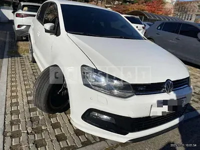 Photo 1 of 38: 2016 Volkswagen Polo 5 FL 1.4 TDI BMT — Korean insurance auction