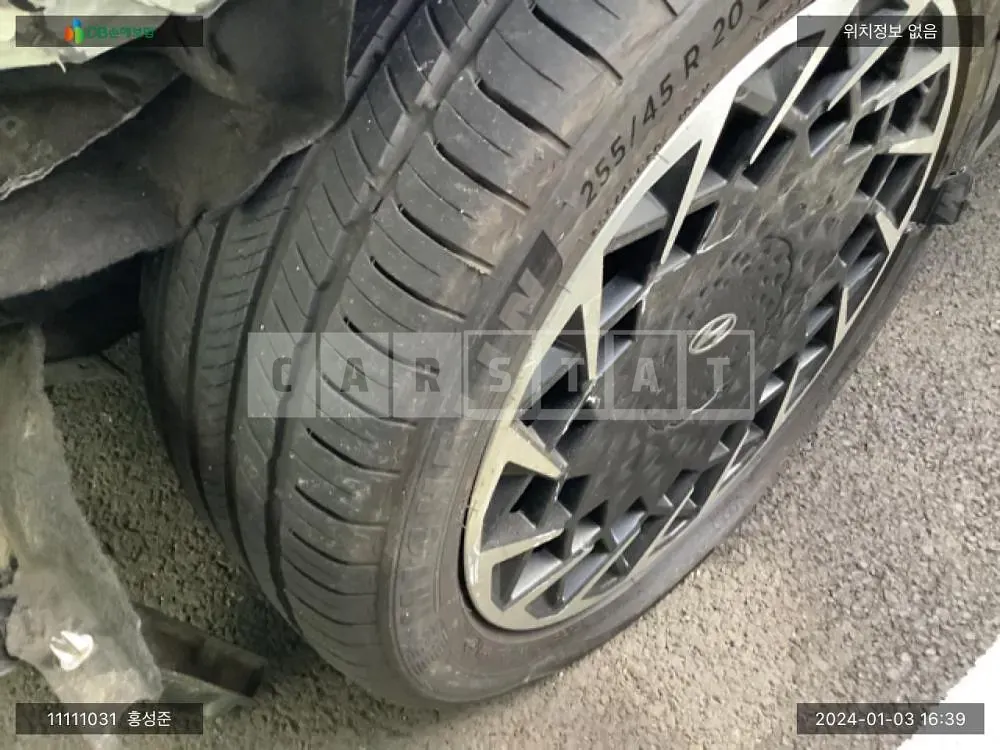 Photo 2 of 14: 2022 Hyundai IONIQ 5, VIN KMHKR81FPPU151752 — Korean insurance auction