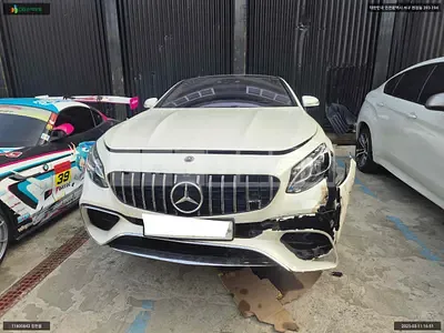 Photo 1 of 17: 2018 Mercedes-Benz AMG S63 4Matic +, VIN WDDXJ8JB4JA034597 — Korean insurance auction