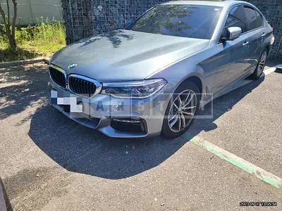 Photo 1 of 70: 2017 BMW 530i xDrive, VIN WBAJD9107HWA91479 — Korean insurance auction