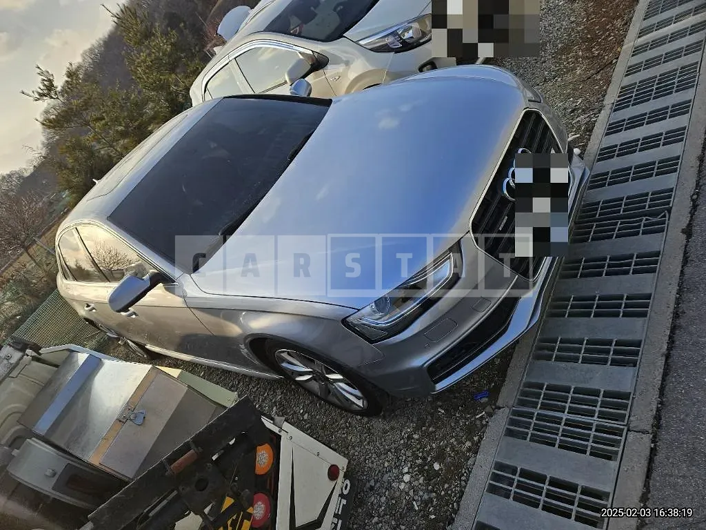 Photo 2 of 17: 2015 Audi A4 35 TDI quattro — Korean insurance auction