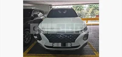Photo 1 of 13: 2018 Hyundai Santa Fe TM — Korean insurance auction