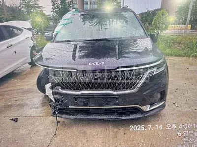 Photo 1 of 10: 2023 Kia Carnival — Korean insurance auction