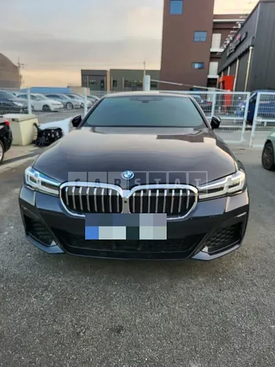 Photo 1 of 21: 2022 BMW 530e, VIN WBA51AG03NCK51239 — Korean insurance auction