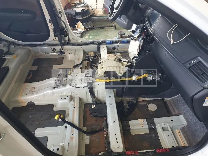 Photo 2 of 6: 2016 Kia K5 2.0 (Hybrid) — Korean insurance auction