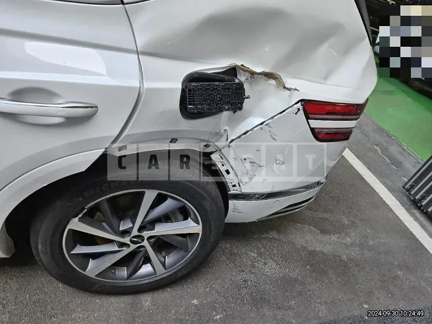 Photo 2 of 18: 2024 Genesis GV80 2.5T — Korean insurance auction