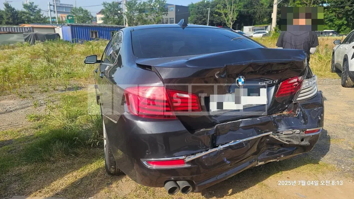 Photo 2 of 3: 2015 BMW 520d — Korean insurance auction