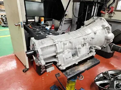 Photo 1 of 6: 2016 Genesis (parts) EQ900 3.3T Engine — Korean insurance auction
